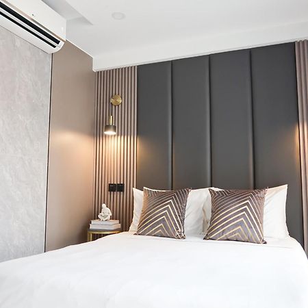 Recharge Studio Apartment & Suites Singapur Oda fotoğraf